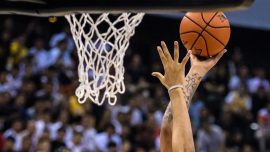Batı Konferansı'nda ilk finalist Warriors