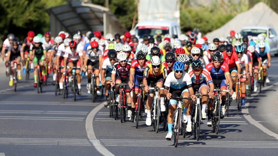 Türkiye Bisiklet Şampiyonası sezon kapanış yol yarışı Alanya’da başladı