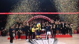 Fenerbahçe Beko, 38. Erkekler Cumhurbaşkanlığı Kupası'nı aldı